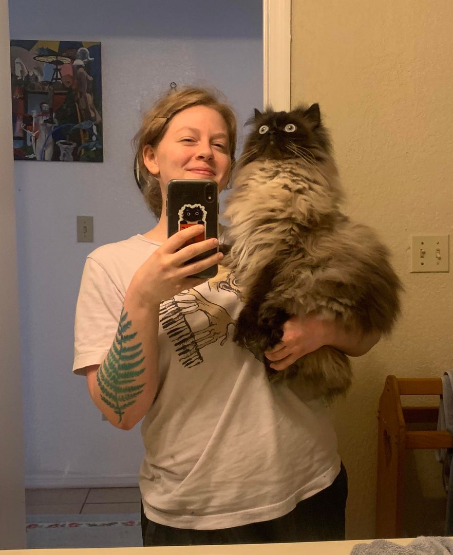 I just can't with Noodle's face
