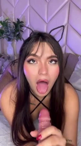 Chat is getting out of control... get in the live 🚨