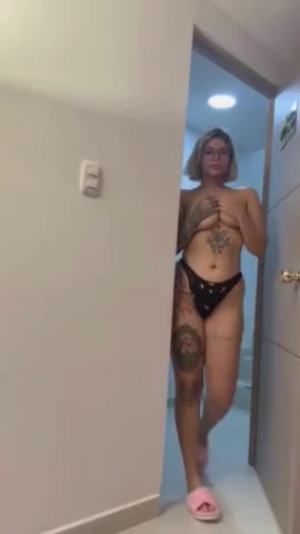 Fuck my hot body
