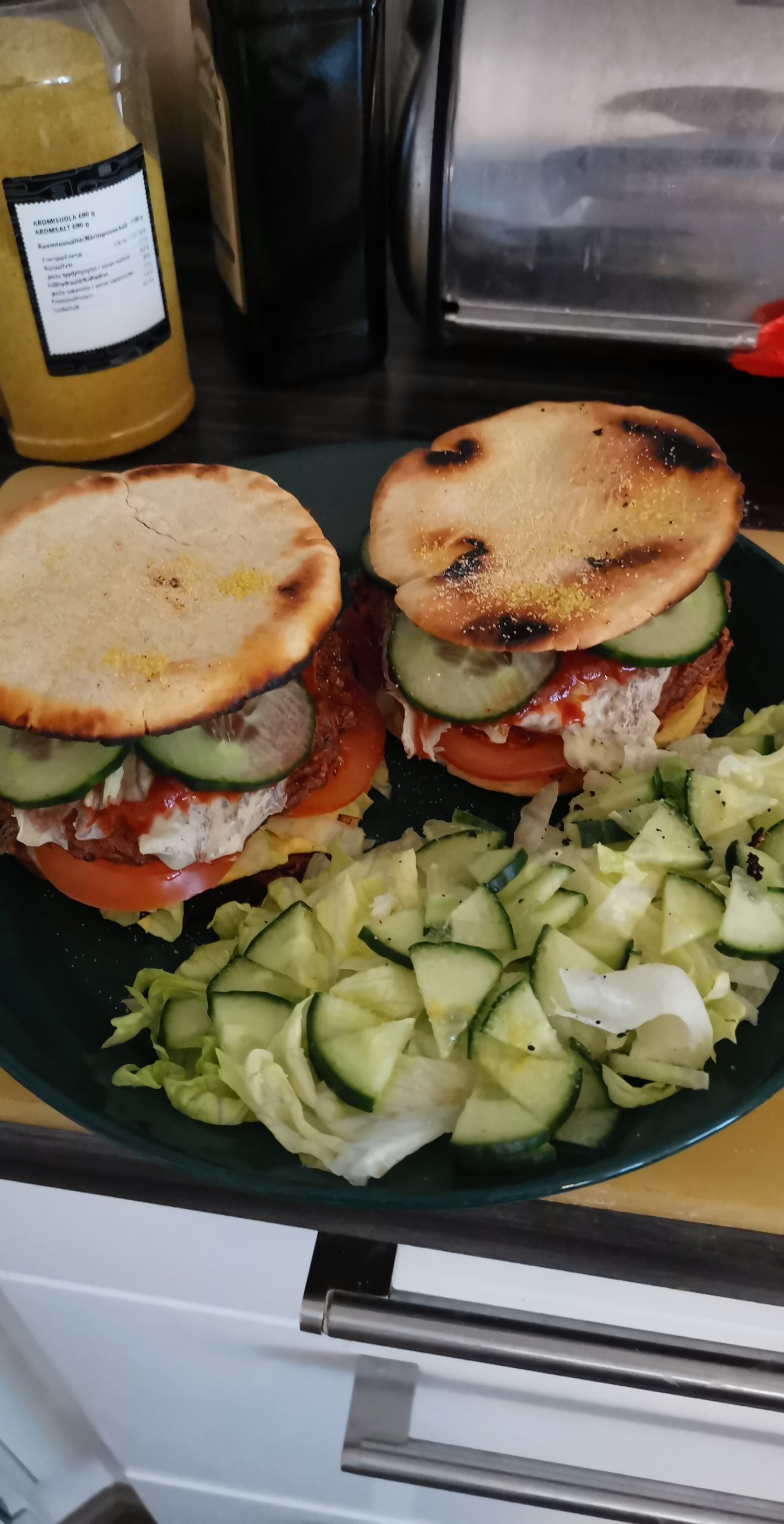 2 pita chicken burgers 573kcal, 50g protein 11.4g fat Scrolller