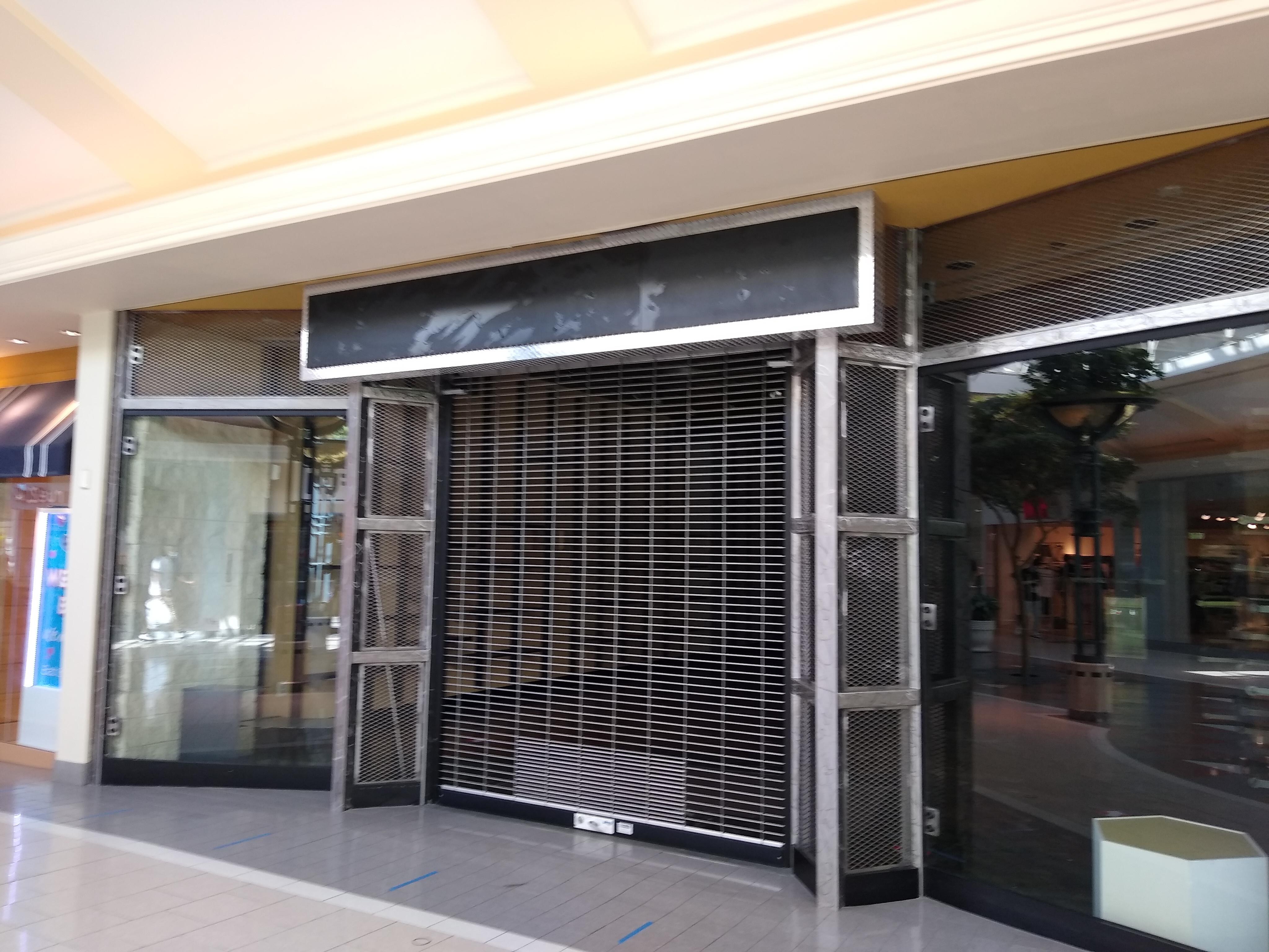 Dehot Topic Quakerbridge Mall - 3vva5ma