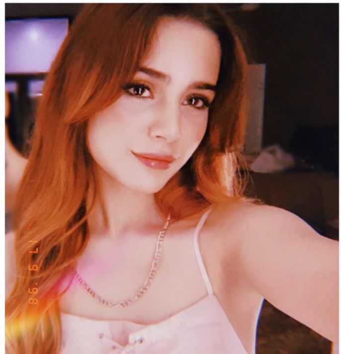 Aima Baig Love To Show Off Her Creamy Armpits 😋 Scrolller 