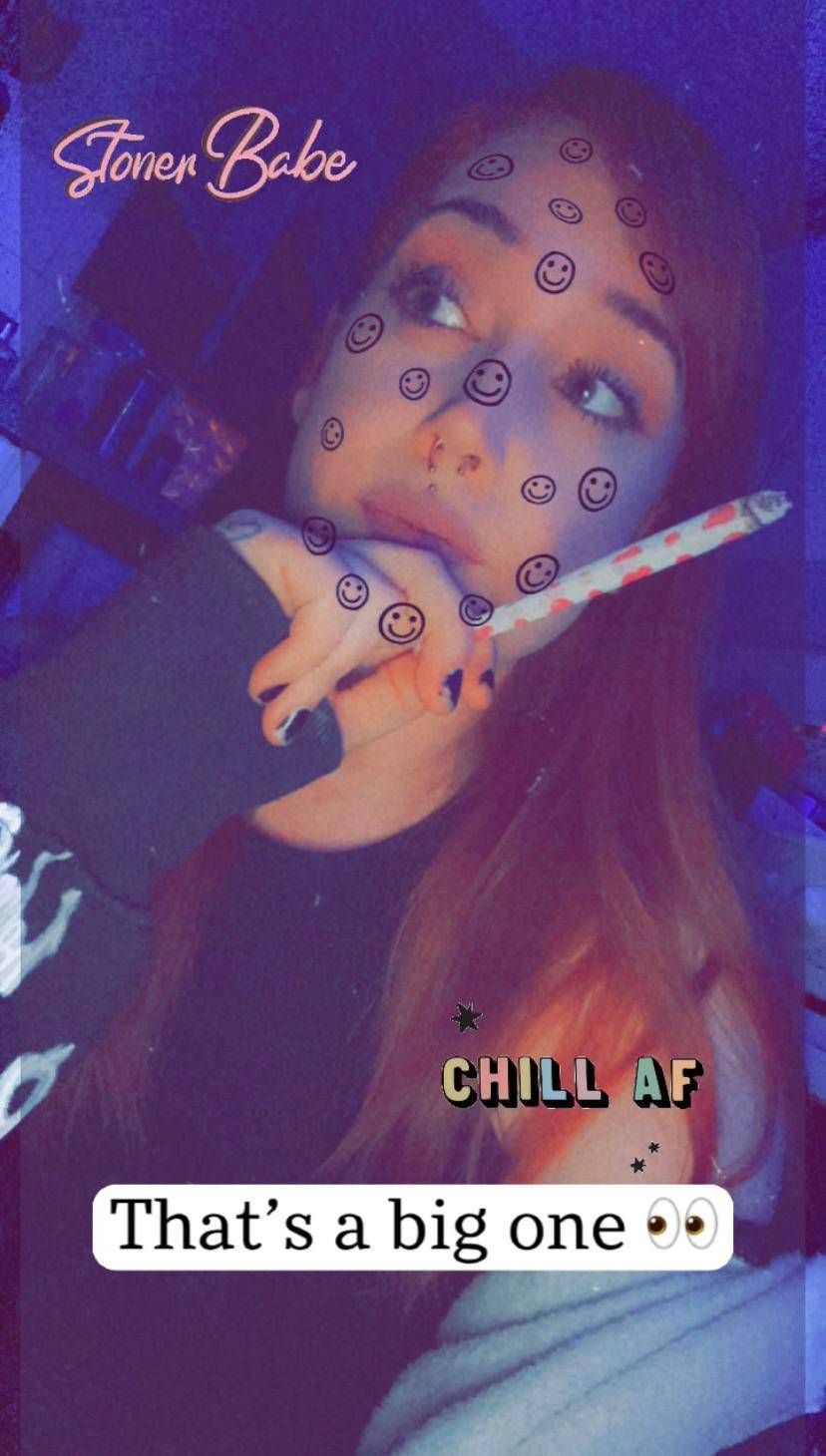 Always using ripz so I can make giant joints 😅 | Scrolller