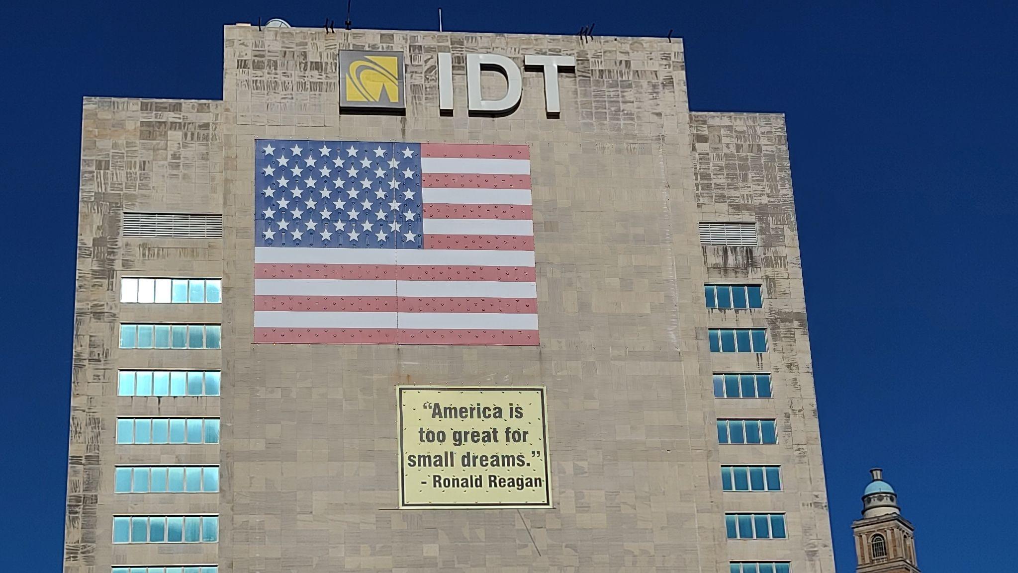 Amazing That This Is The IDT Building In Down Town Newark Scrolller amazing-that-this-is-the-idt-building-in-down-town-newark-scrolller