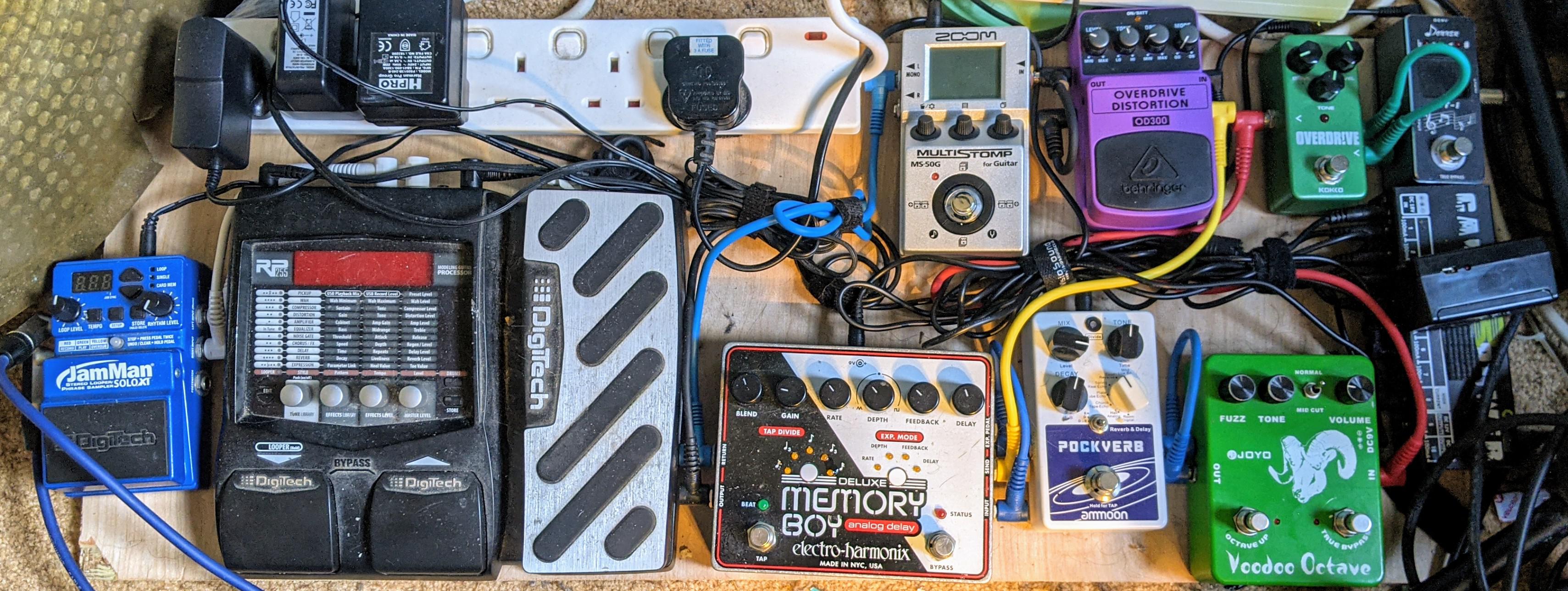 Ambient guitar on the cheap (ish) reverse delay into analog delay