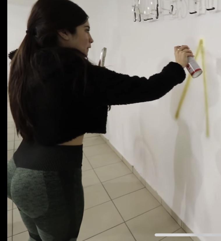Andrea Navarro 🤤🤤🤤 Scrolller
