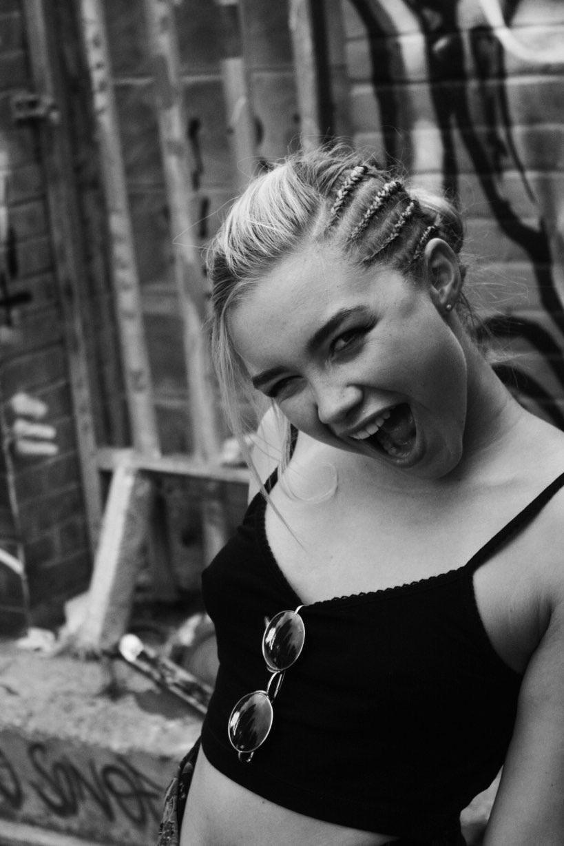 Any buds stroke it for Florence Pugh? | Scrolller