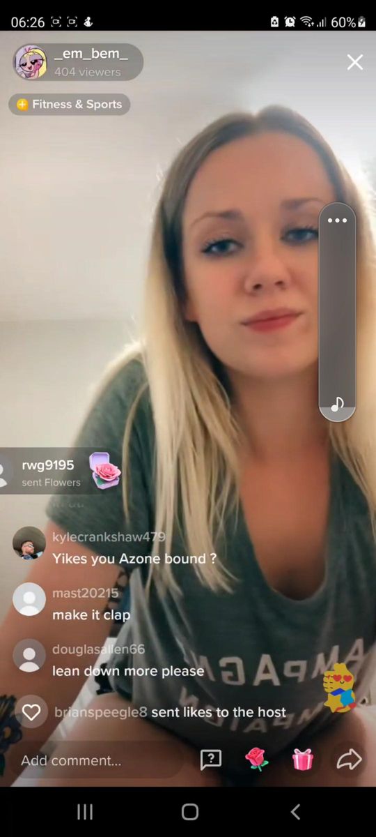 Anyone Get Anything From Her Tiktok Or Insta Lives Scrolller