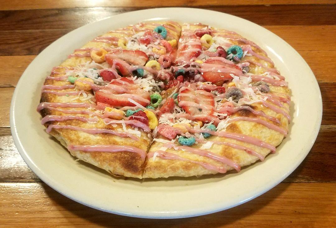 apparently, this FRUIT LOOP PIZZA was sold at a restaurant | Scrolller