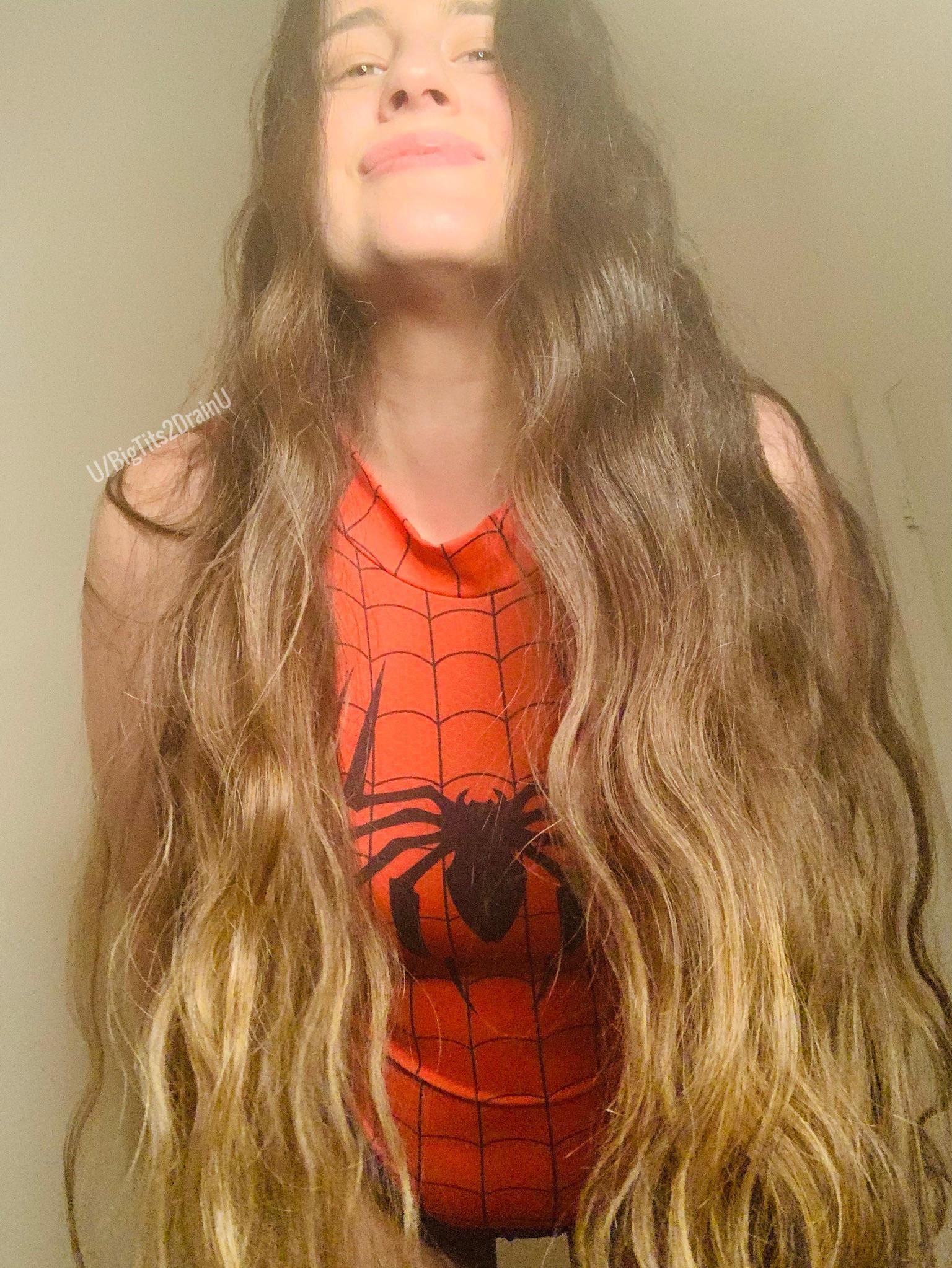 Are you into nerdy chicks? F30 | Scrolller