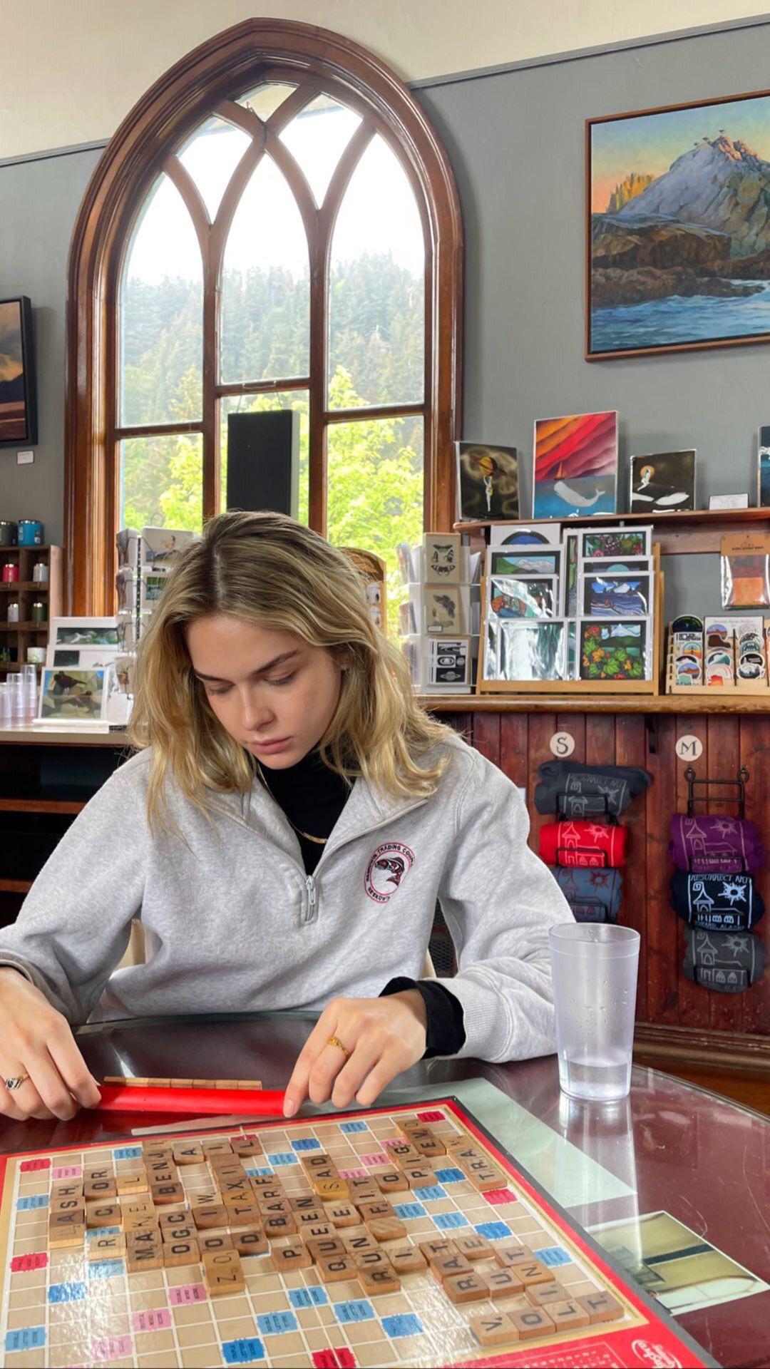 Ashley Thompson | Scrolller