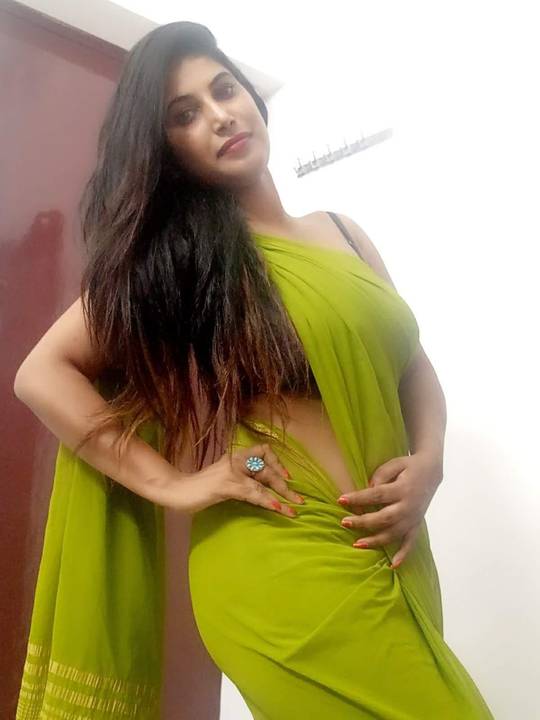 BEAUTIFUL DESI GIRL LEAKED FULL VIDEO LINK IN COMMENT | Scrolller