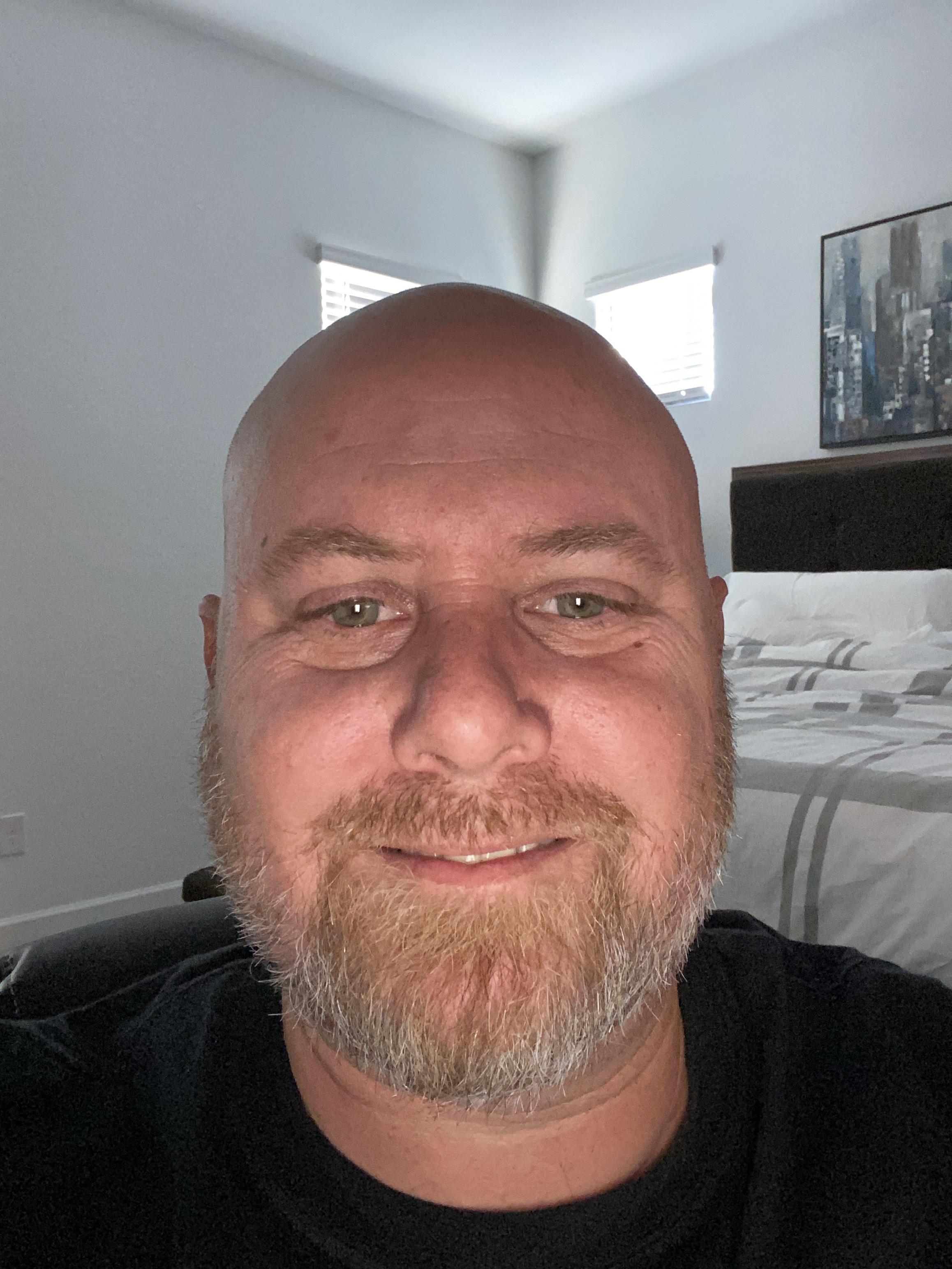 Birthday selfie 43 (m) | Scrolller