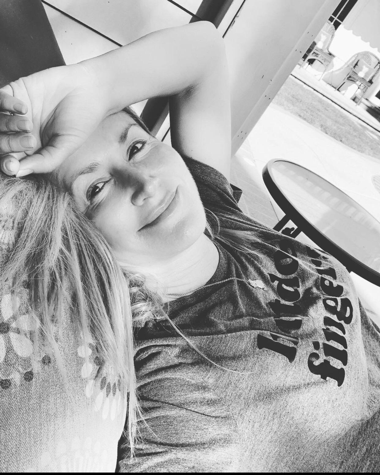 Black and white babe. | Scrolller