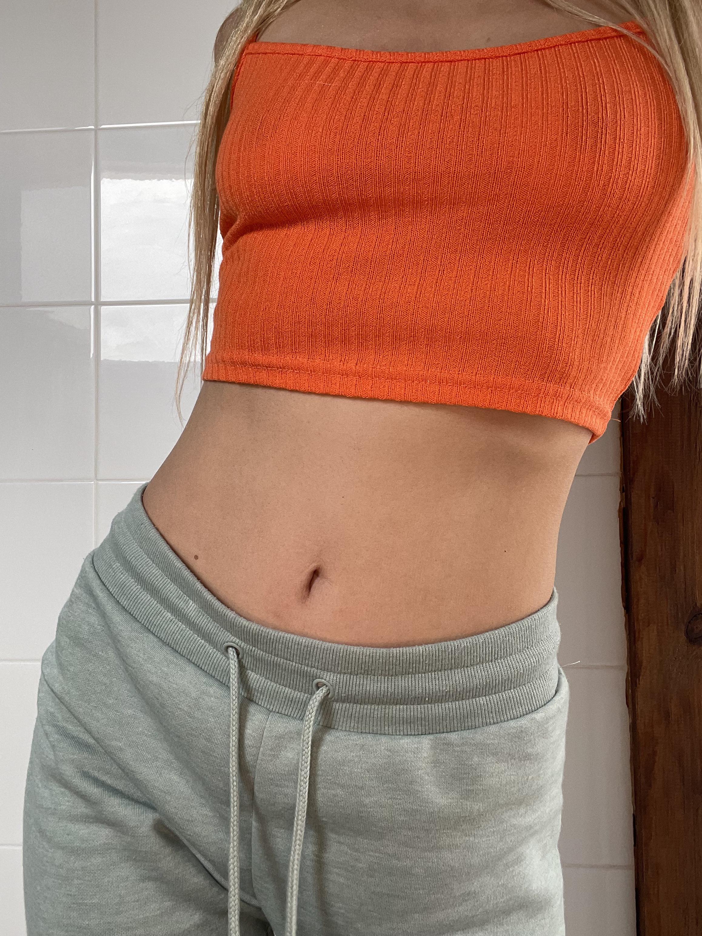 Braless Scrolller - 1mq1nc1