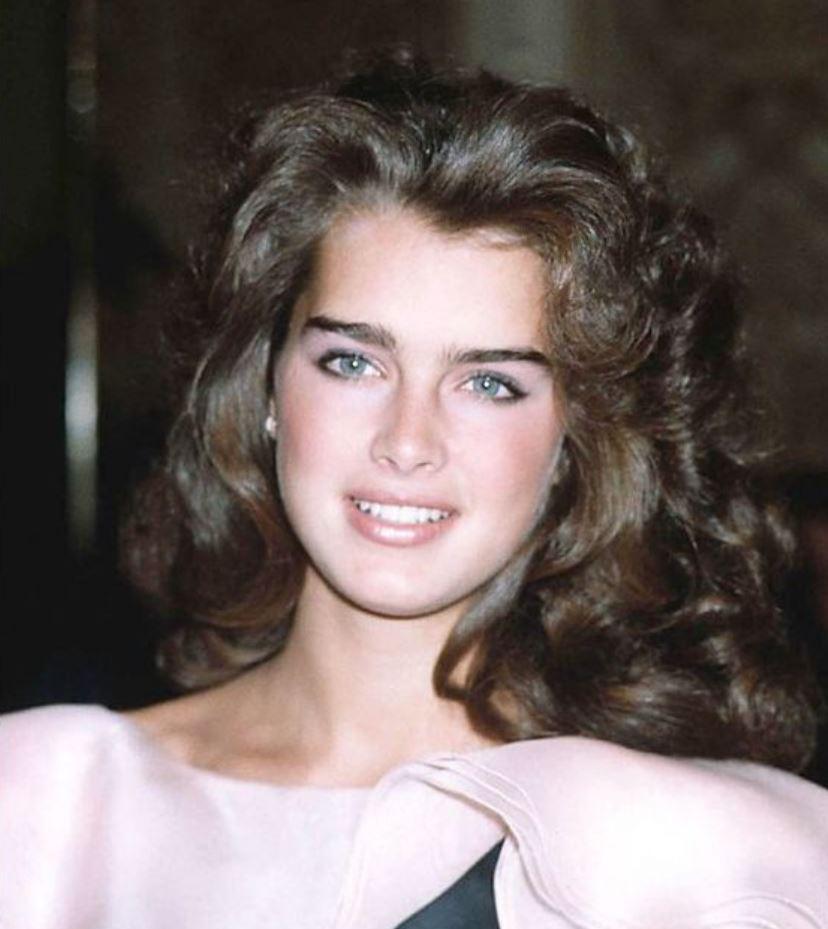 Brooke Shields | Scrolller