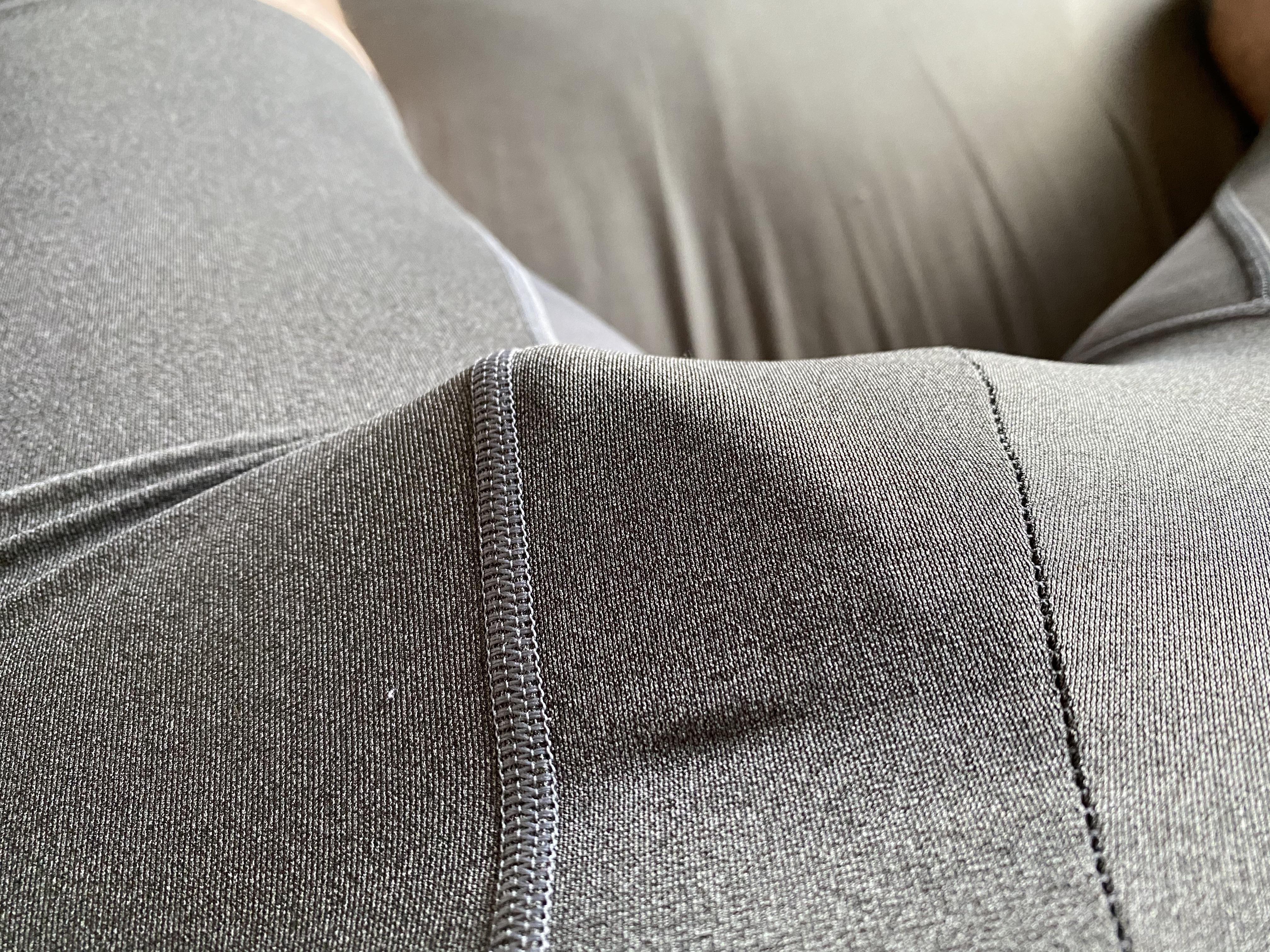 Bulges in compression shorts are almost painful... 32[m] | Scrolller