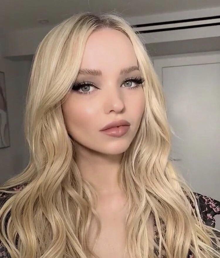 Can someone help me bust to the perfect blonde named dove Cameron. K,I ...