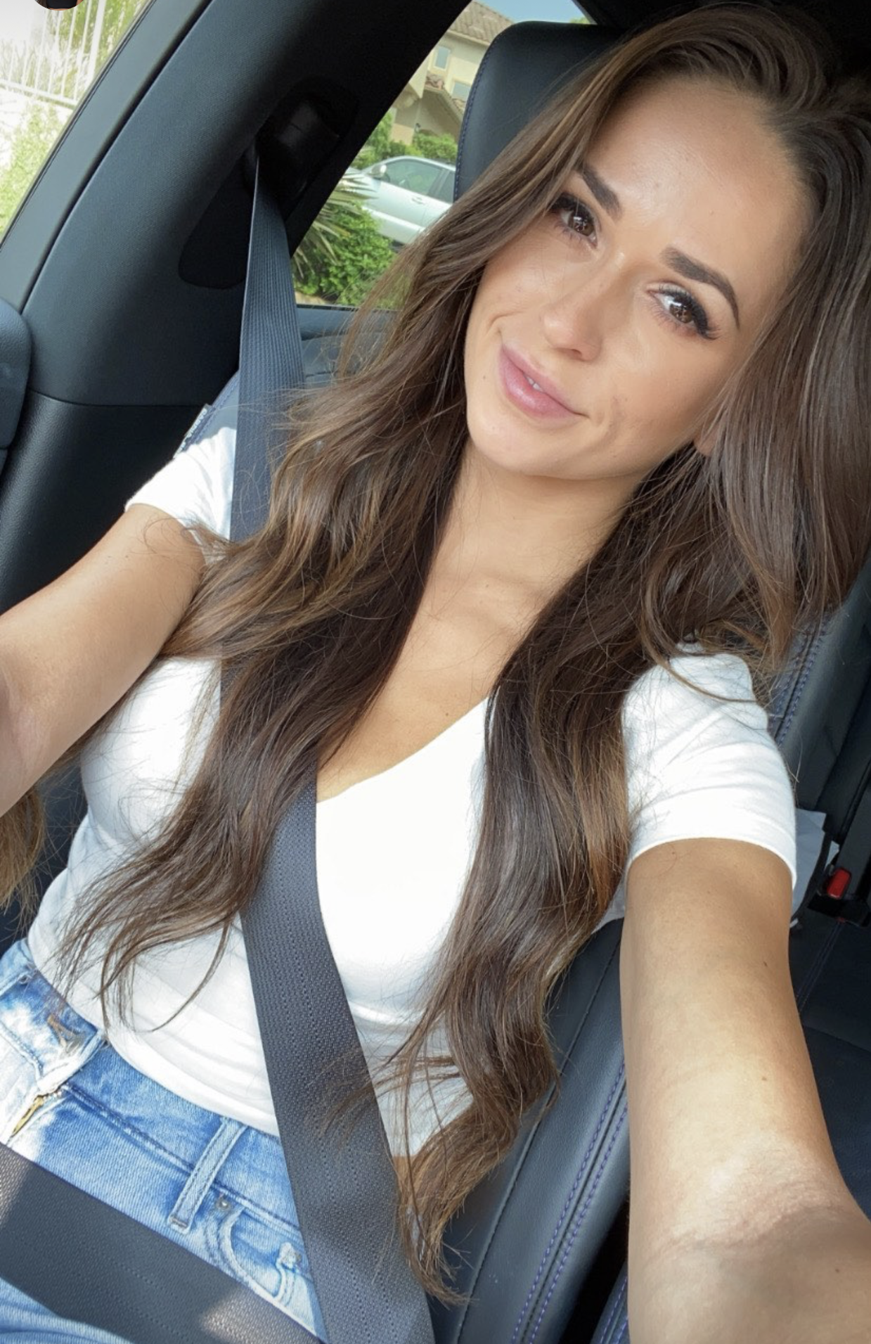 Car Selfie | Scrolller