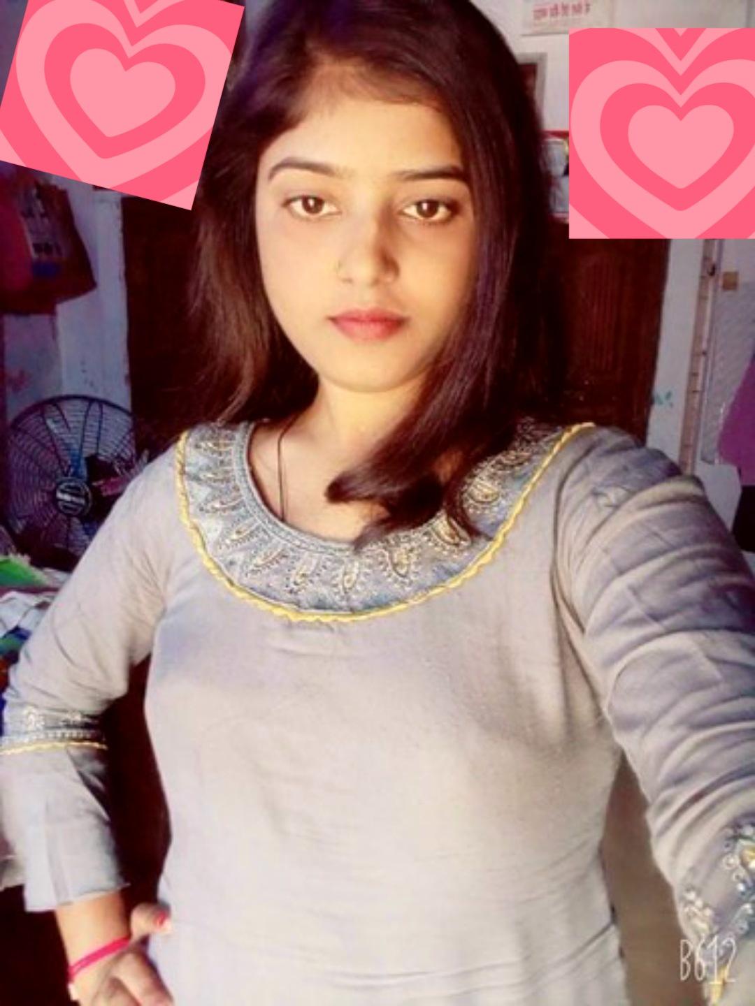 🔥🥰 Checkout Cute Desi GF new Latest Exclusive Viral Video 😋 Recording