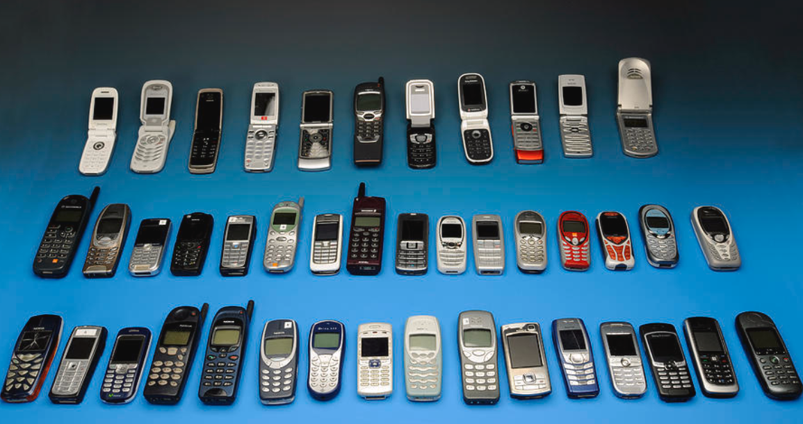 Classic mobile(UK) cell(US) phones. What was your favourite ? | Scrolller