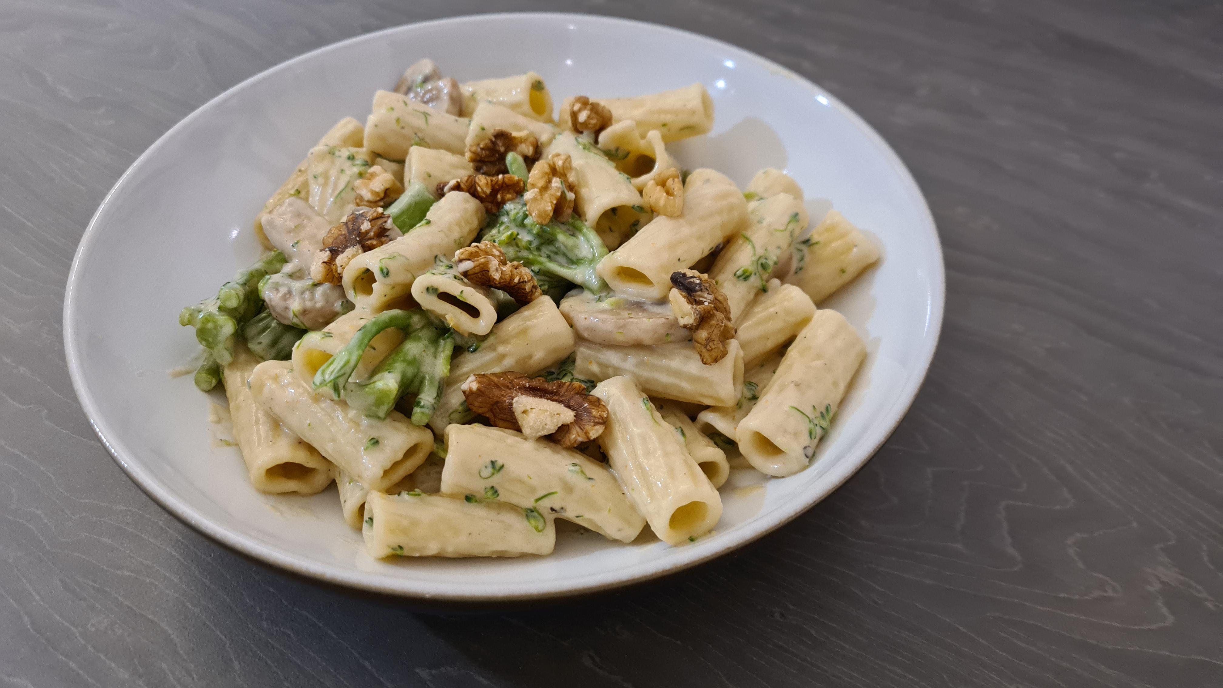 Creamy Truffle And Mushroom Rigatoni With Walnuts | Scrolller