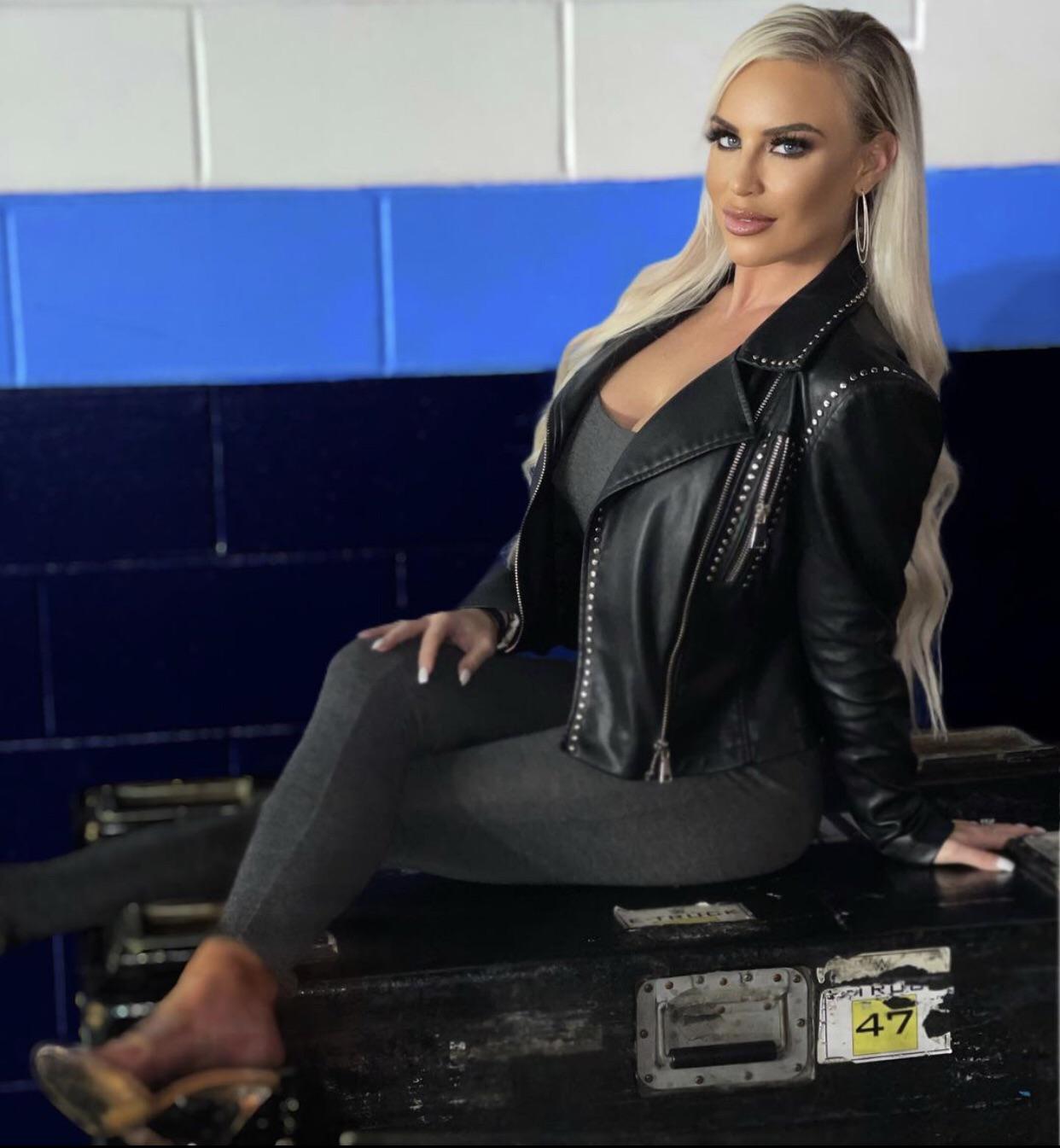 Dana Brooke | Scrolller