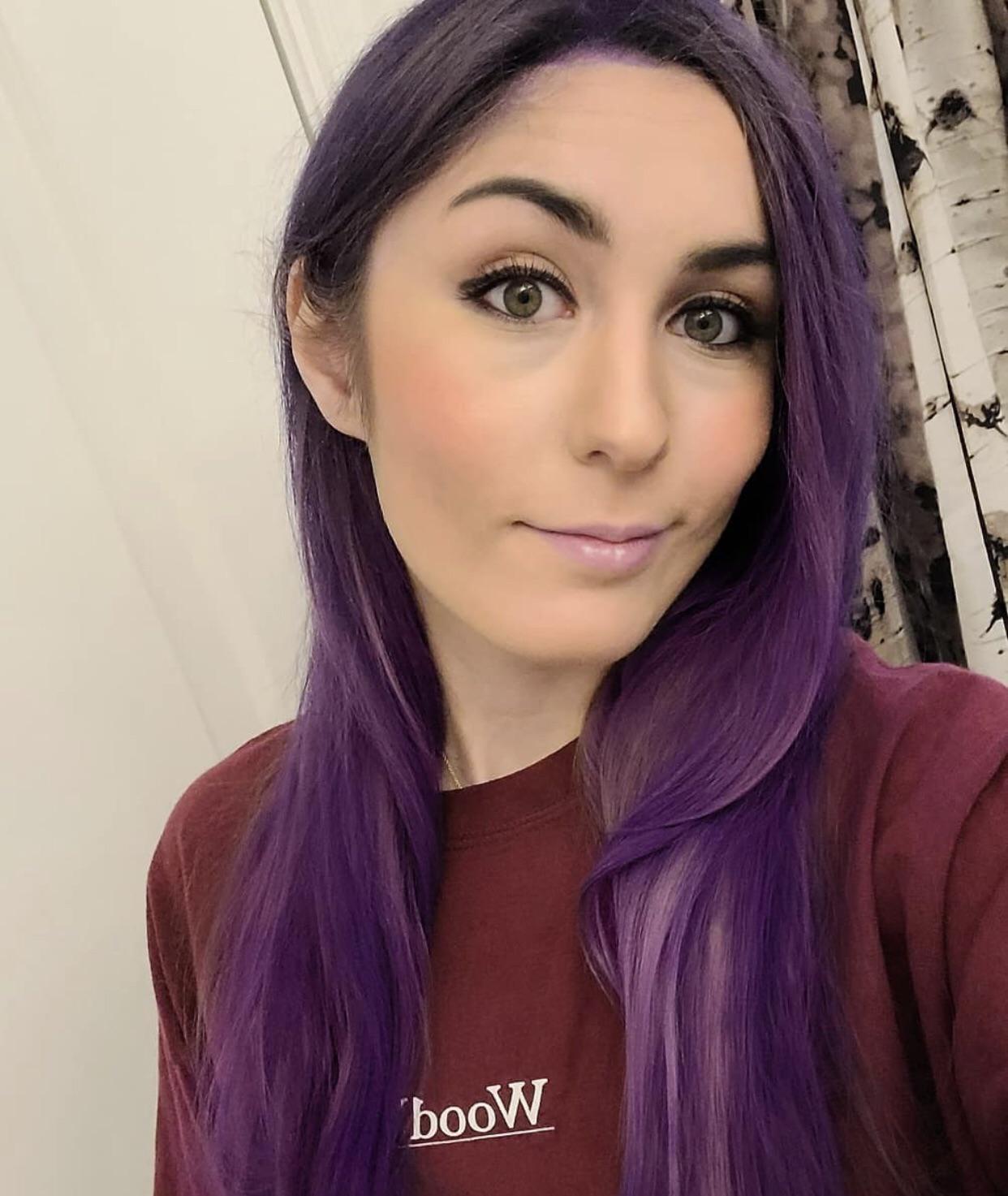 day-2-of-30-which-hair-colour-suits-her-more-purple-or-current