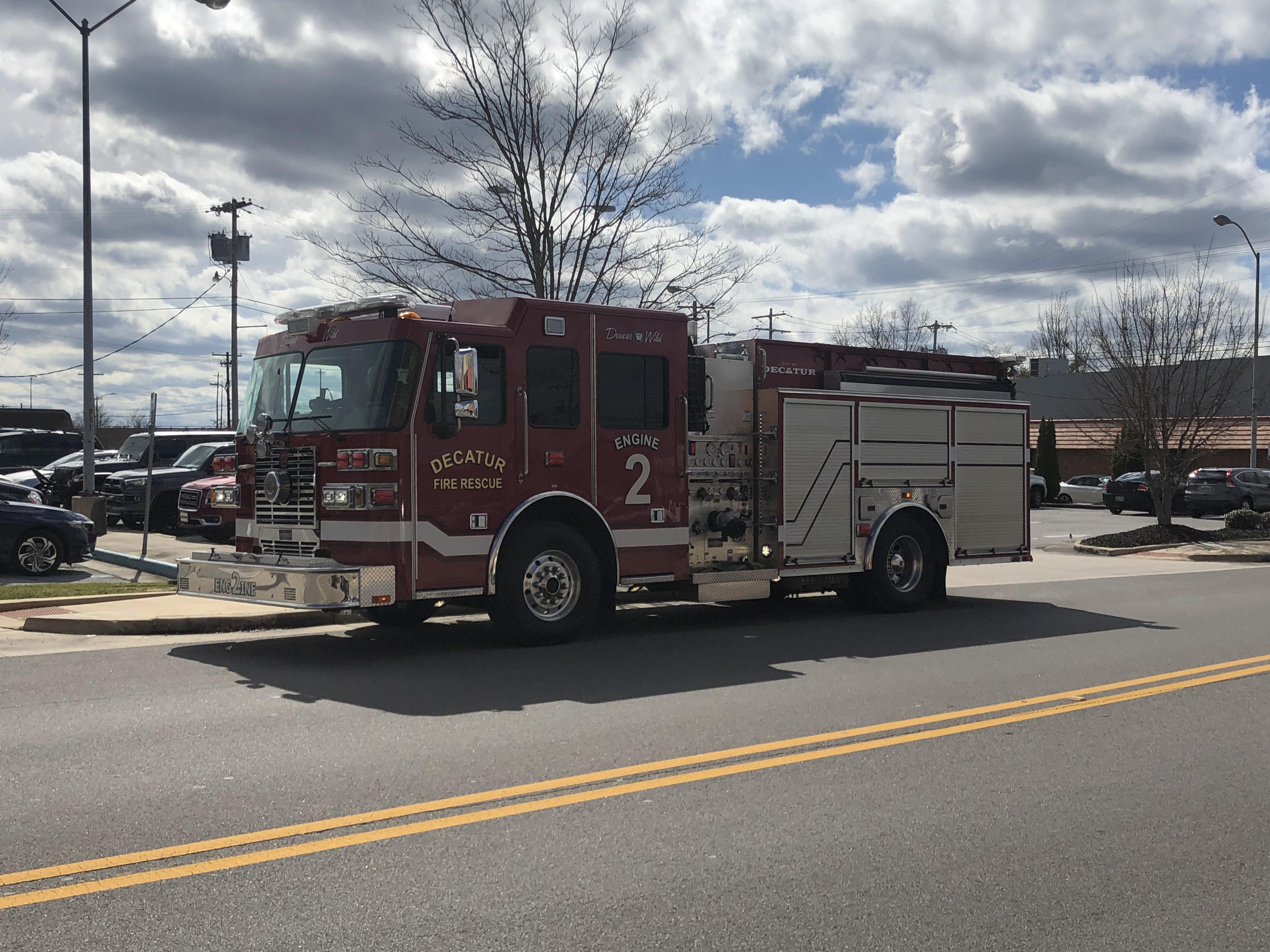 Decatur AL Engine 2 | Scrolller