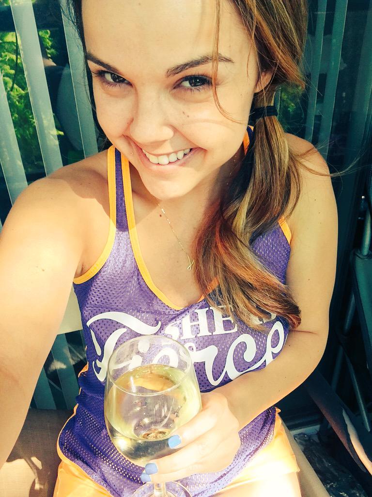 Dillion Harper | Scrolller