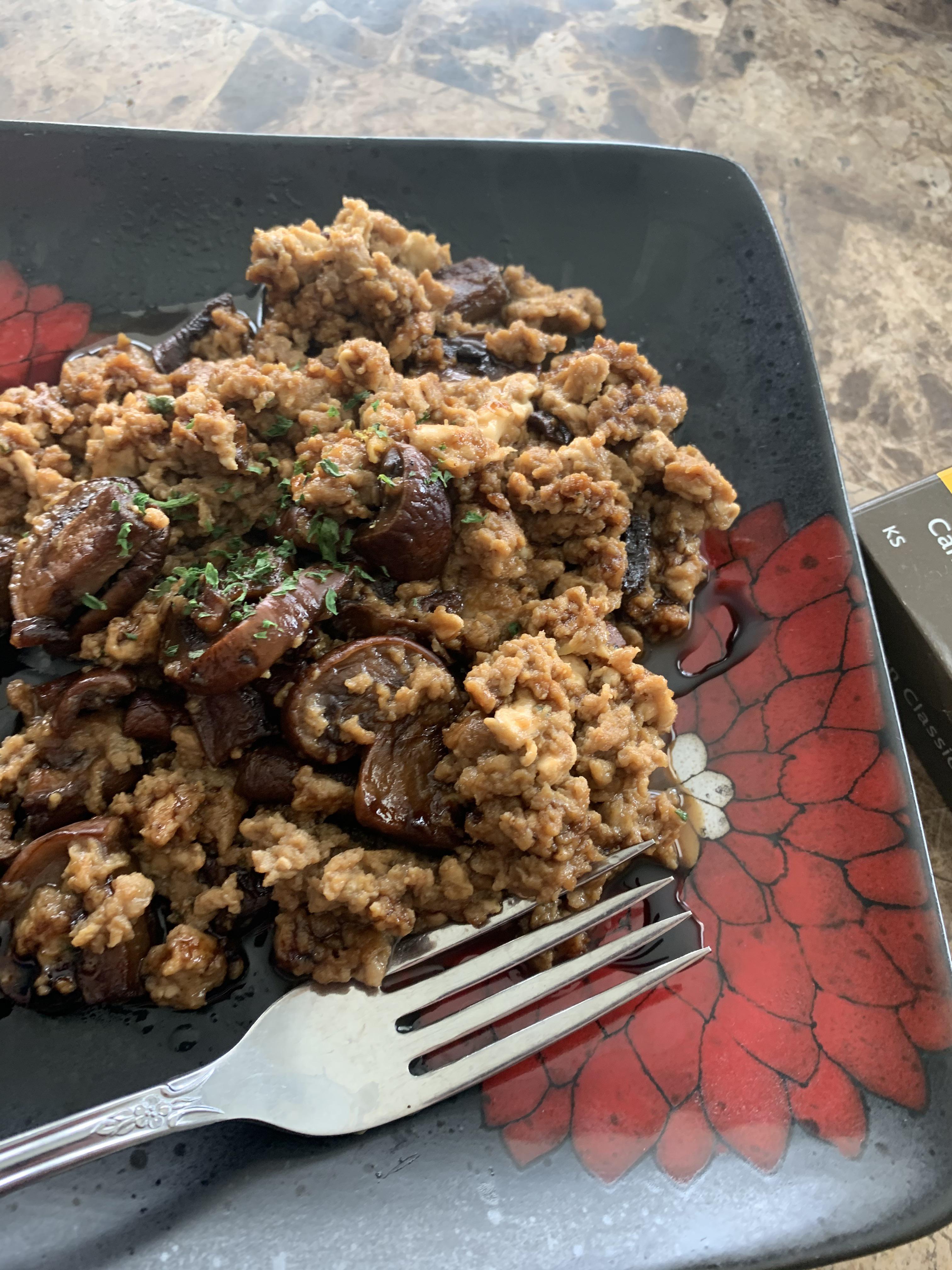 egg and mushroom scrambled eggs with a tasty glaze | Scrolller