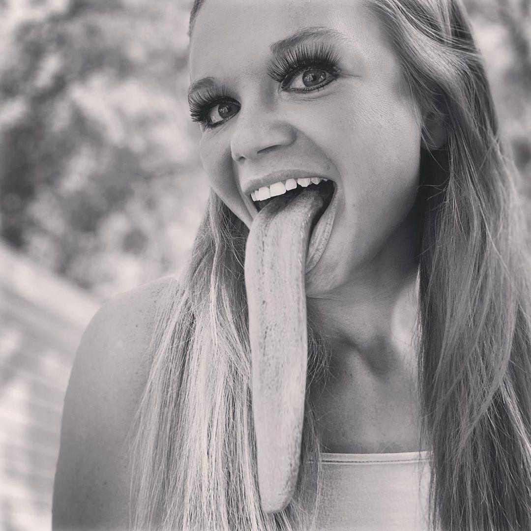 Even more longtonguekate. Man I am glad I got her instagram | Scrolller
