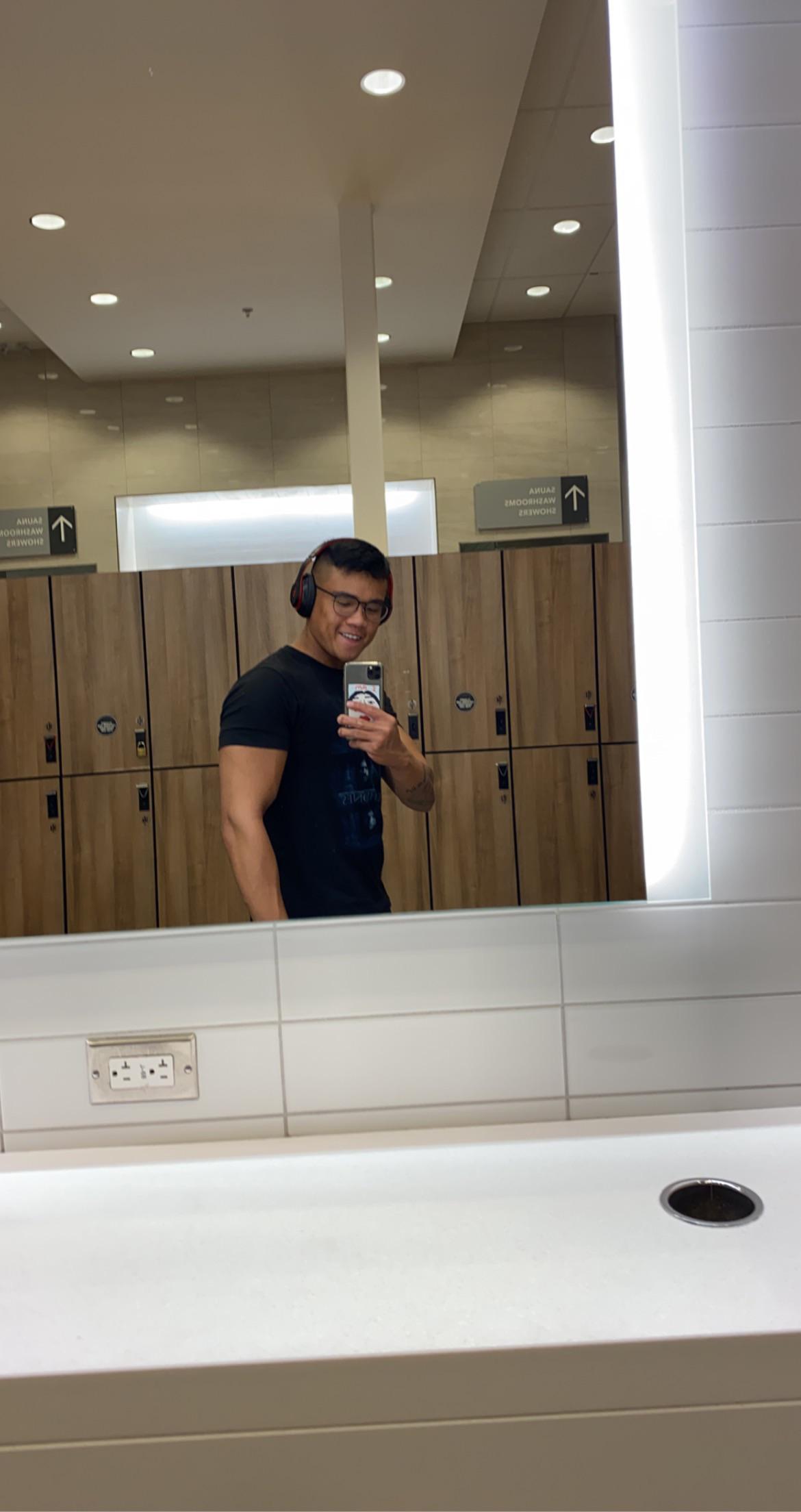 Feeling pumped 💪🏾 (23) Scrolller