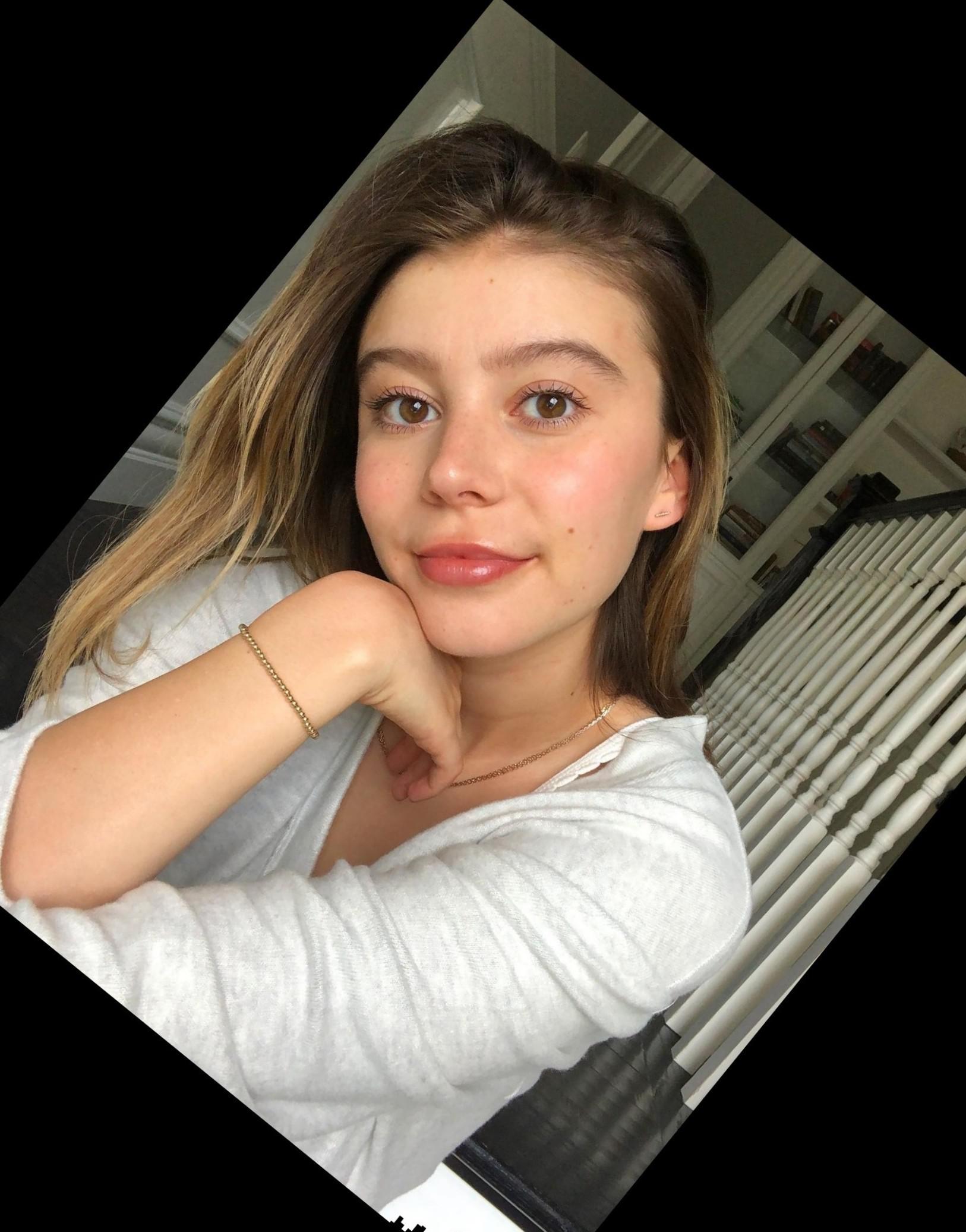 Genevieve Hannelius | Scrolller