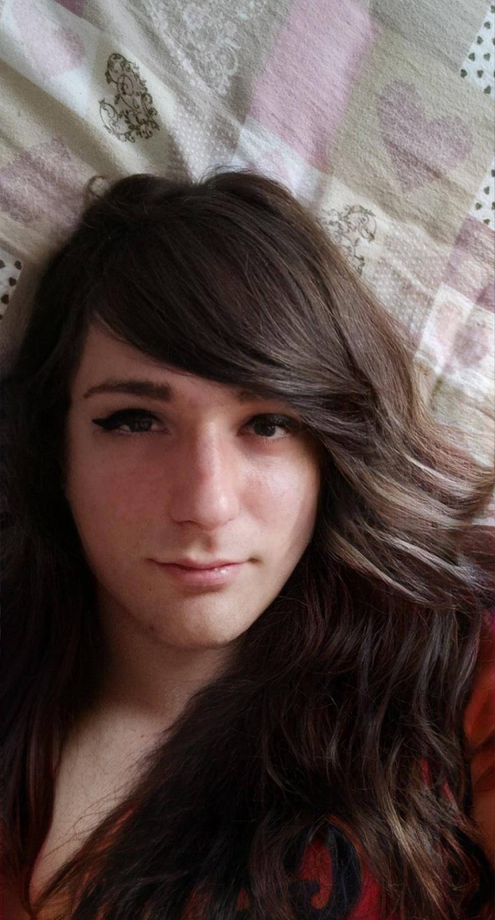 do-i-look-good-with-long-hair-scrolller