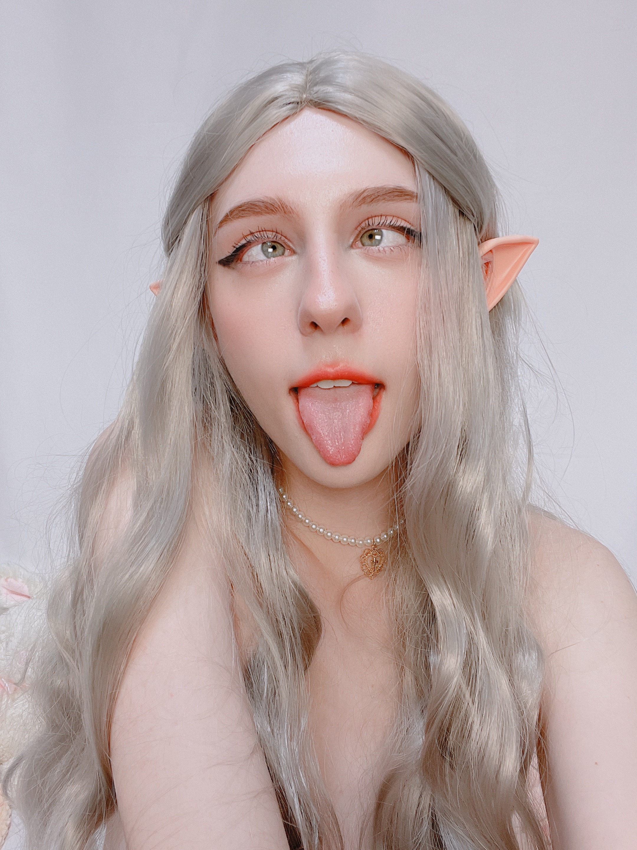Good elf ahegao [OC] | Scrolller