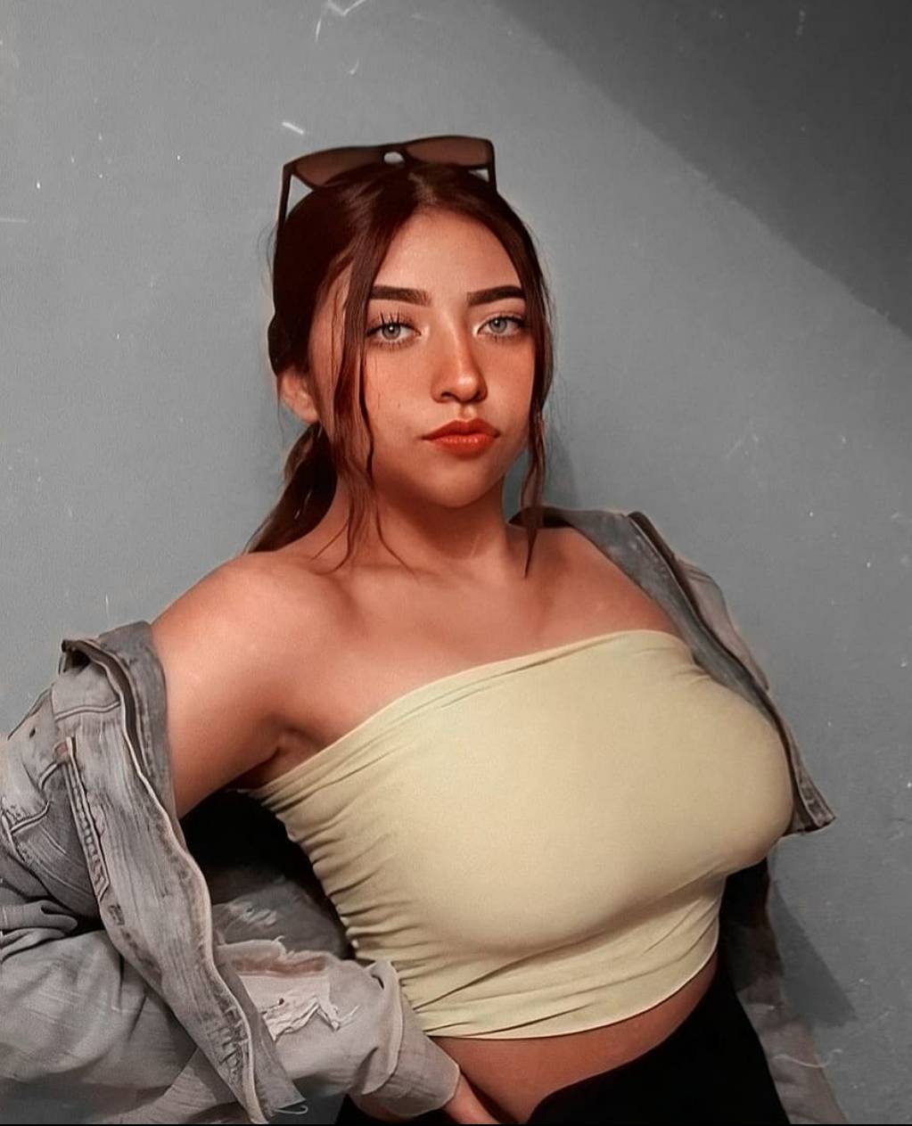 Great Tube Top Scrolller