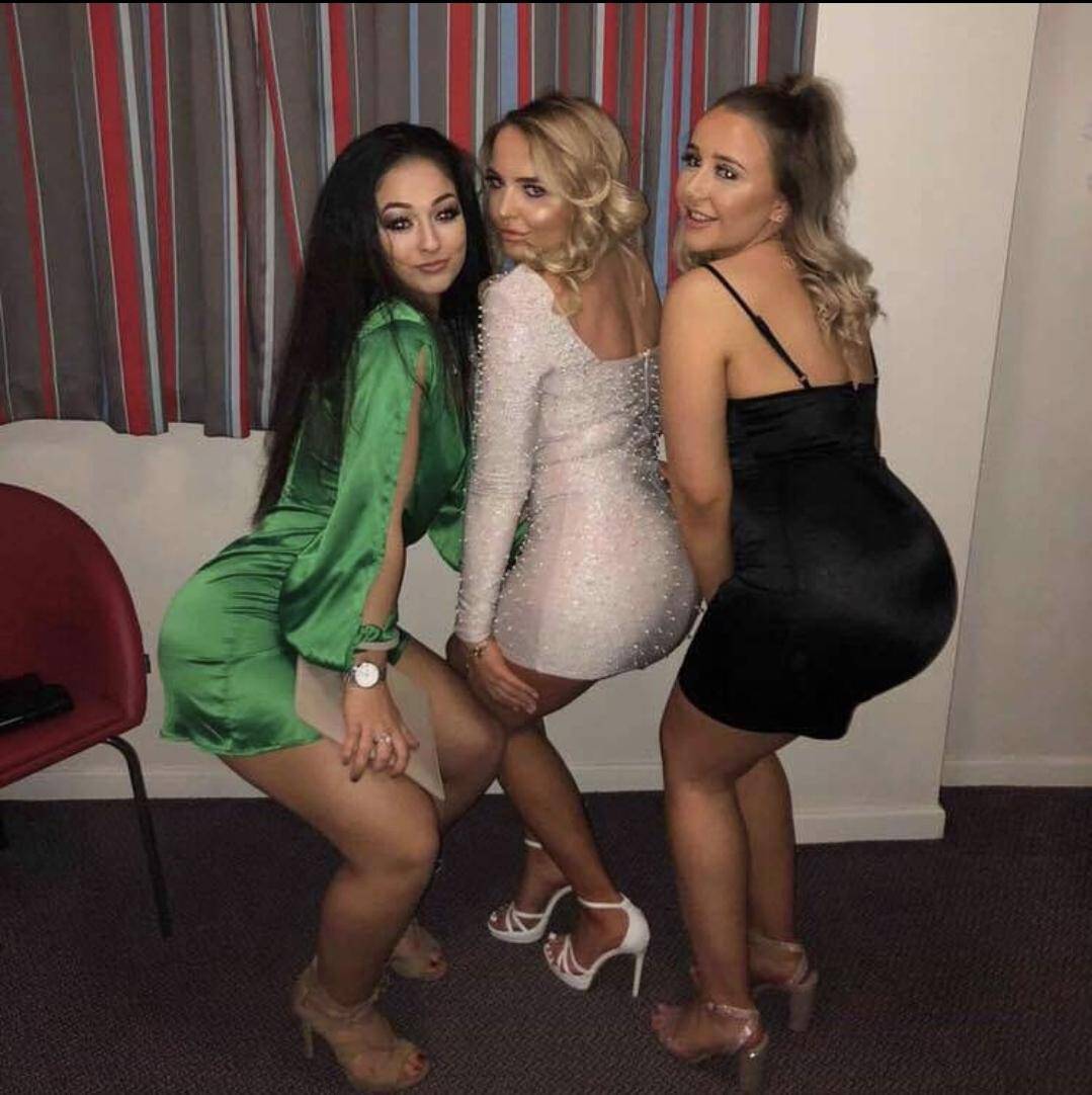 Hannah and friends Scrolller