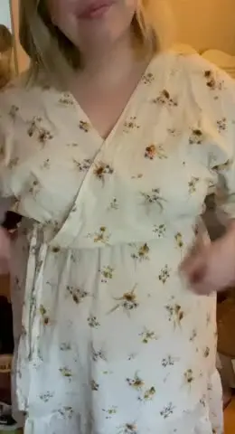 Happy Father’s Day! I hope you like my dress, daddy!