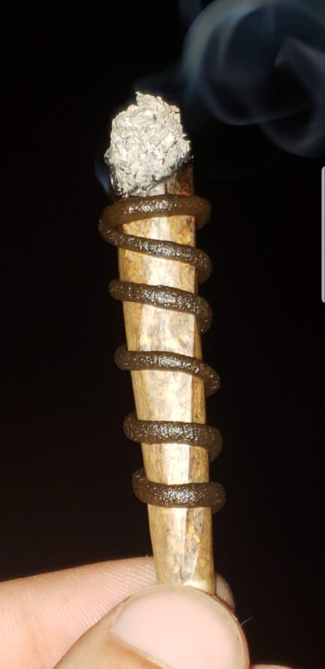 Hash Joint | Scrolller