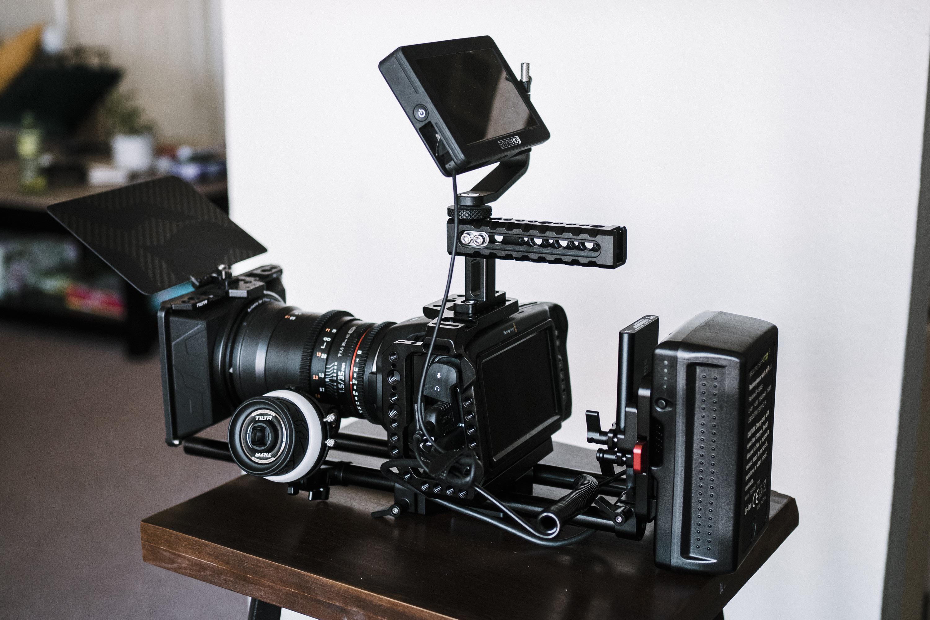 Cinema Rigs Here’s my cinema rig, really enjoying how versatile the BMPCC6K can be ...