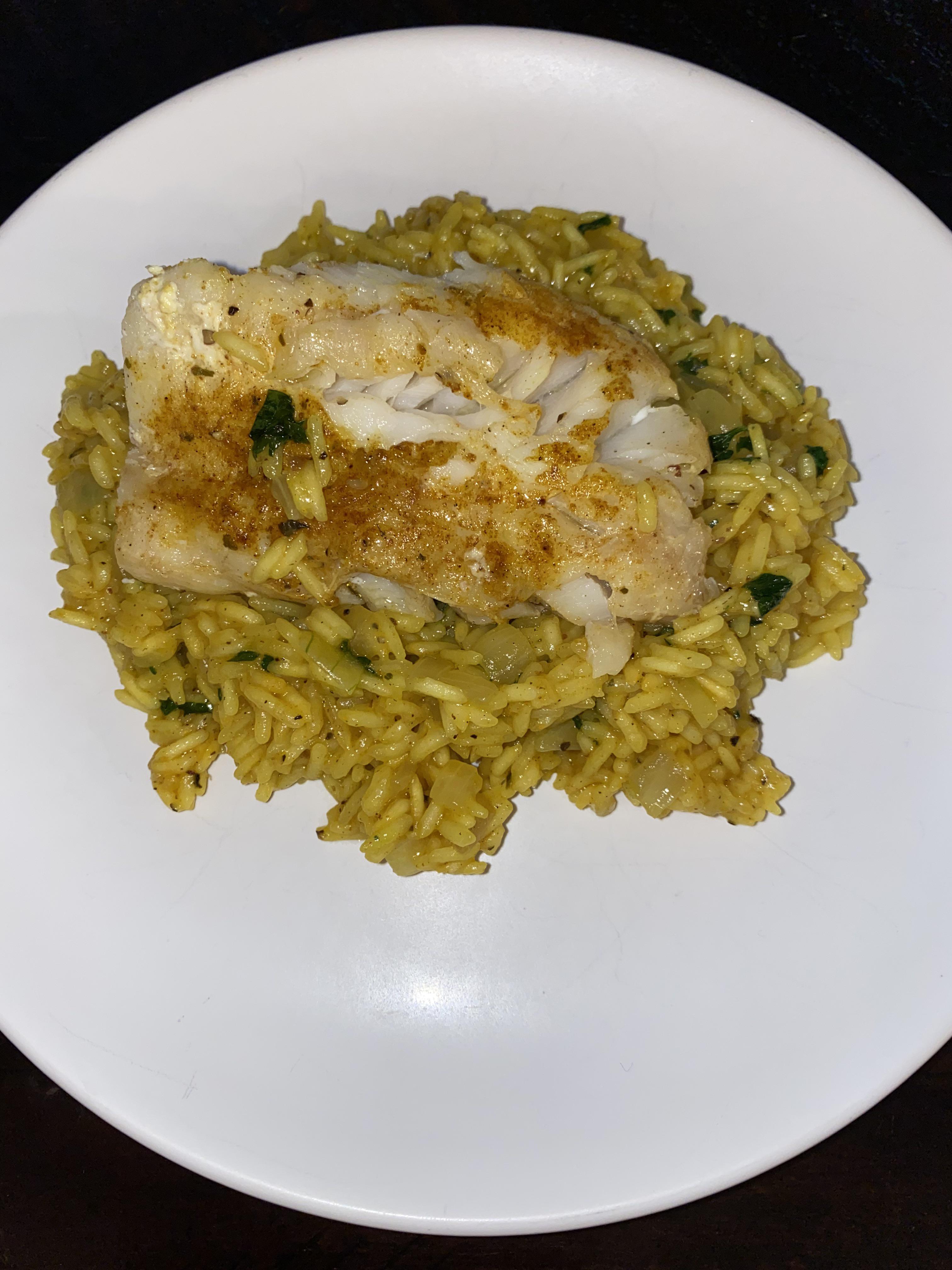 [homemade] Made and trying some Kedgeree. I did omit the eggs and could ...
