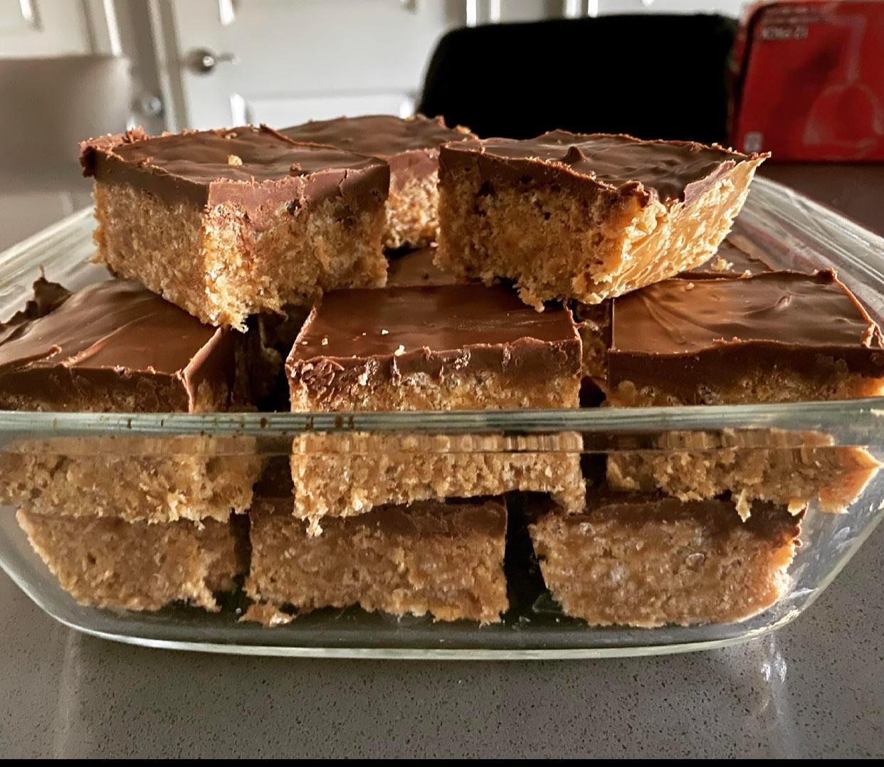 [Homemade] Scotcharoos | Scrolller