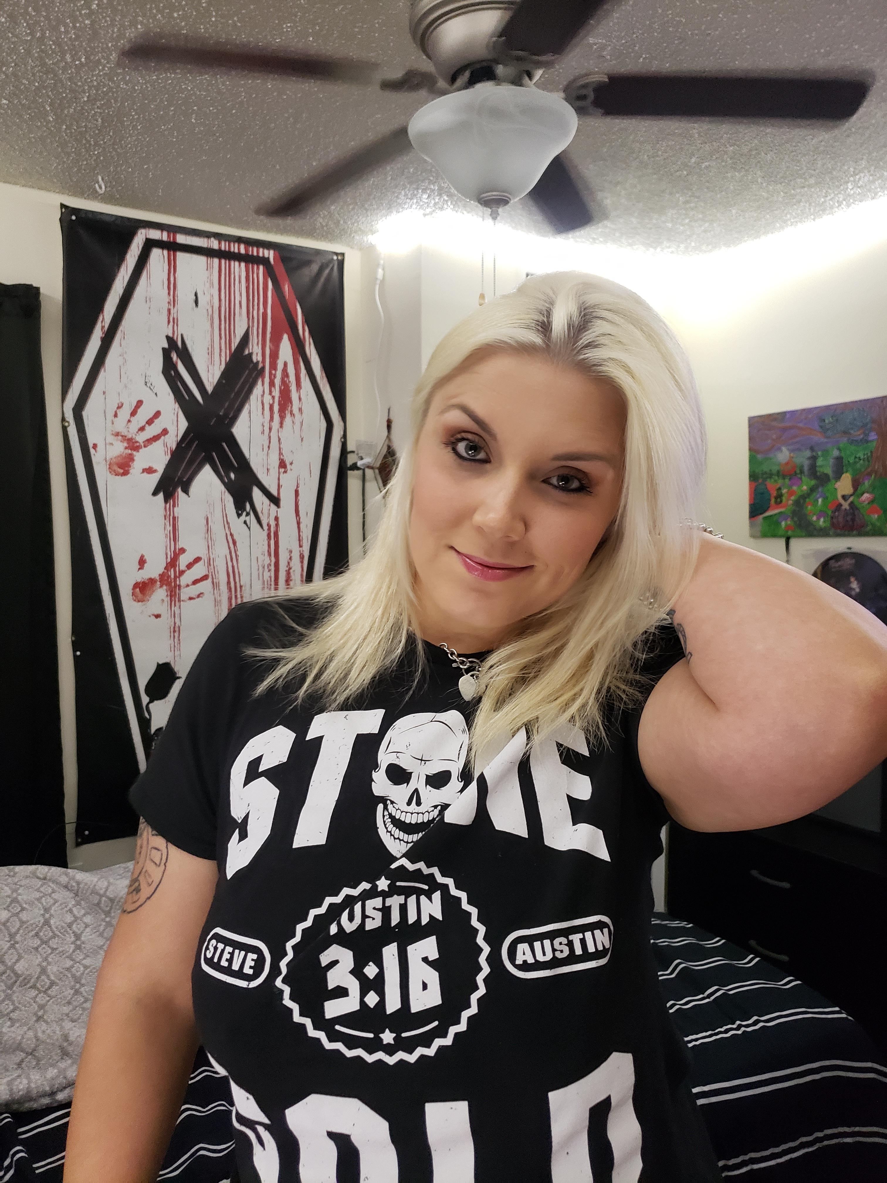 Honey bunny 3:16 🤪 Scrolller