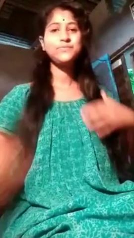 Hot Desi Girl Shows Her Big Boobs (Link In Comment) Scrolller