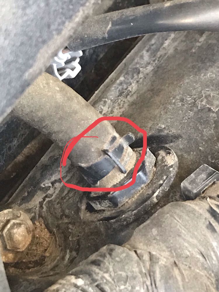 How do I remove the pcv hose clamp? Scrolller
