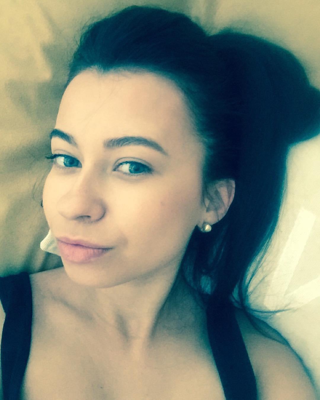 How would you use that slutty mouth ? Scrolller