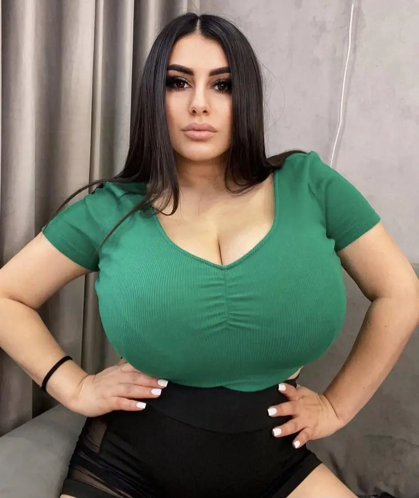 Huge Hangers in green
