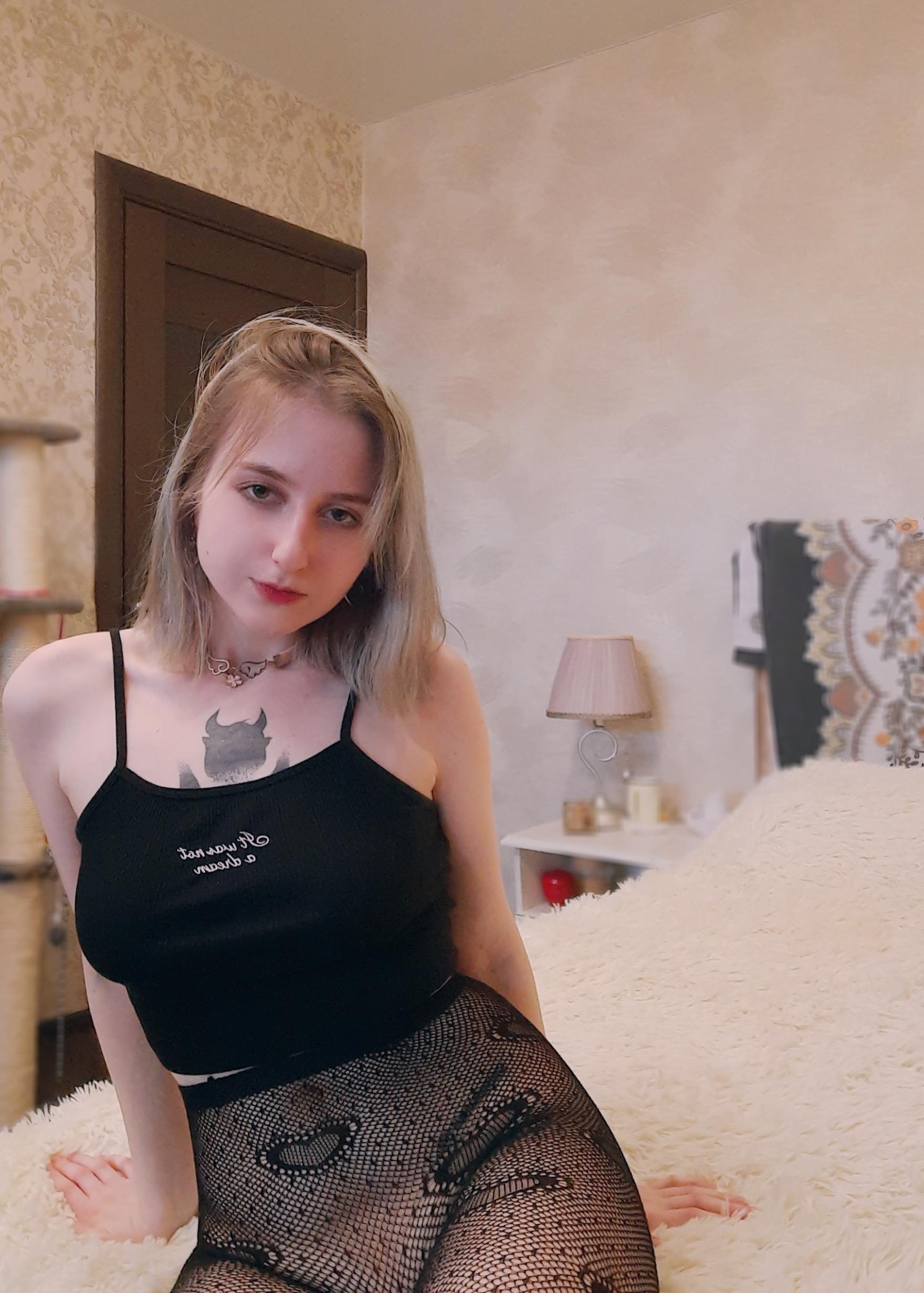 I don't like wearing panties Scrolller