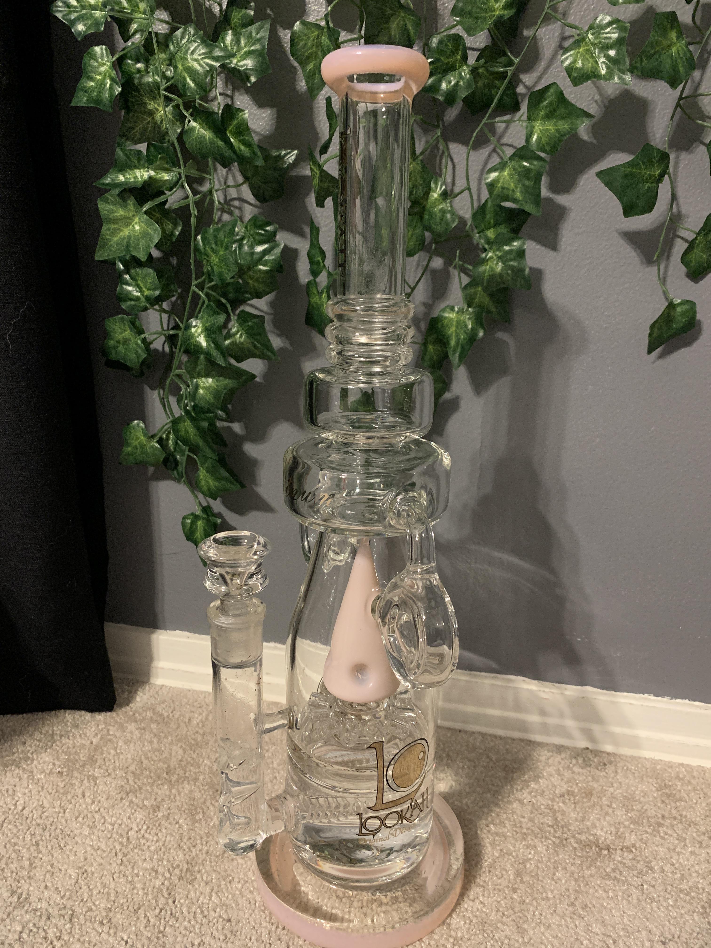 Lookah Platinum Bong 99 - fcurn3y